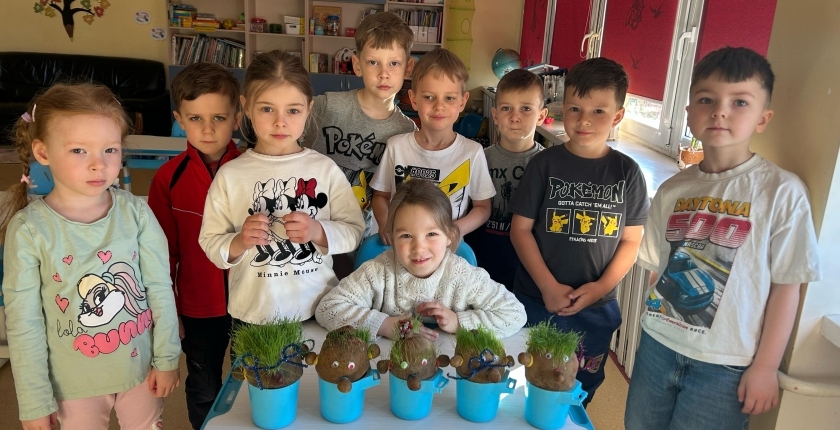 IB unit: “How the world works“. Growing Green Friends: The Oliziukas Adventure